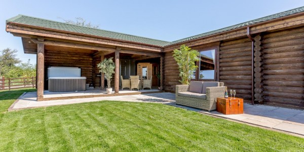 Melody Lodge (3)